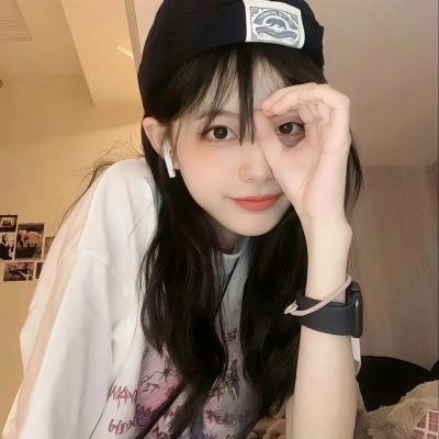 重生后，我果断退婚转嫁冷面教官